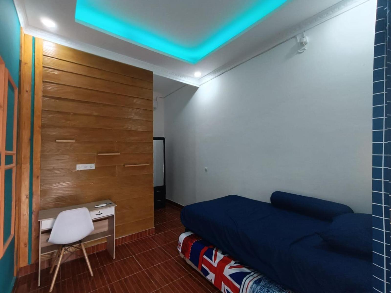 Oyo Life 92977 Neba Kost Aesthetic Hotel Peladen Bagian luar foto