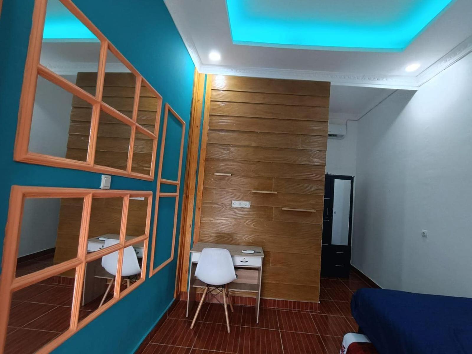 Oyo Life 92977 Neba Kost Aesthetic Hotel Peladen Bagian luar foto